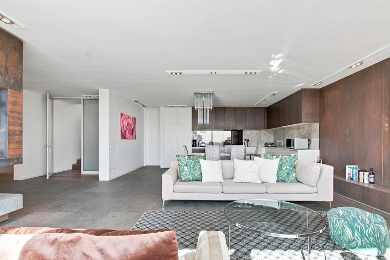 6 Bedroom Property for Sale in Camps Bay Western Cape